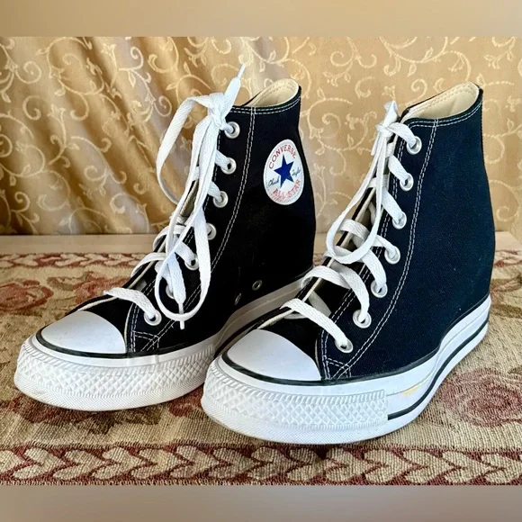 Converse Women's Chuck Taylor All Star Wedge Platform Black & White Sneaker Sz 7 - Picture 3 of 14